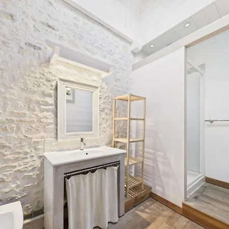 Charmante Maison Pour 8 A 800 M De La Tatil Evi Le Bois-Plage-en-Ré