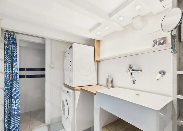 Charmante Maison Pour 8 à 800 M De La